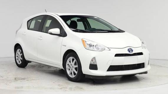 TOYOTA PRIUS C 2013 JTDKDTB31D1054820 image